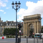 Bordeaux (F) – Porte de Bourgogne (ehemaliges Stadttor gegenüber der Brücke Pont de pierre)